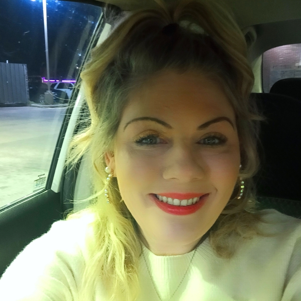 Meet your Posher, Tiffany